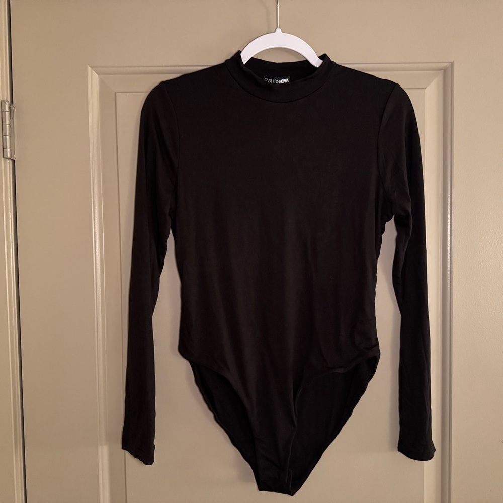 Fashion Nova Black Long Sleeve Mock Neck Bodysuit - Classic Fit